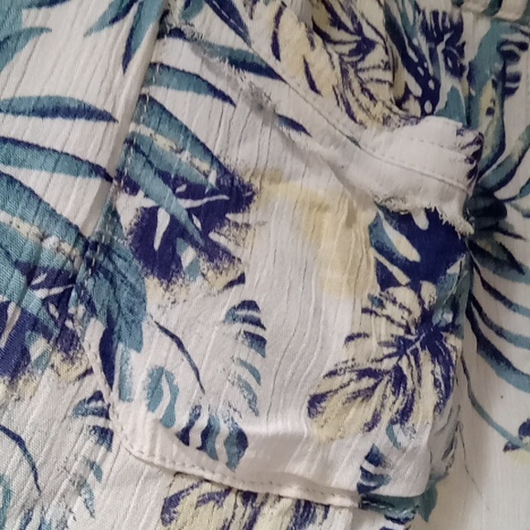 NWT Refresh Floral Boho Pants - Picture 4 of 6